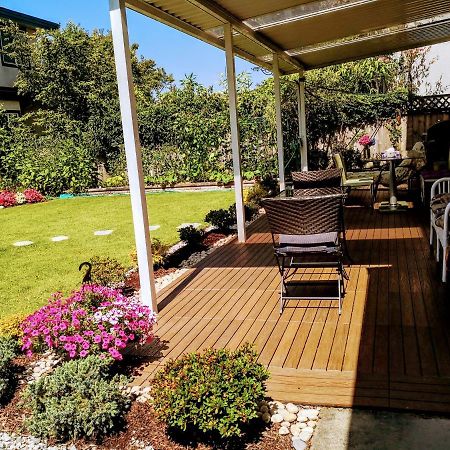 Great Guest Suite In A Gorgeous House New Westminster Exterior photo
